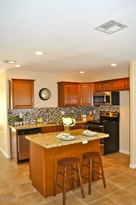 2038 W Pershing Ave, Phoenix, AZ 85029 photo 8