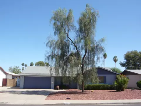 2174 E Concorda Dr, Tempe, AZ 85282 photo 2