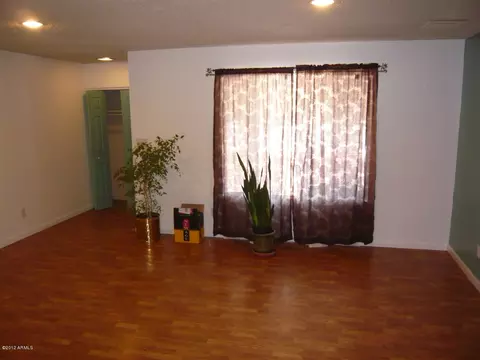 2174 E Concorda Dr, Tempe, AZ 85282 photo 9
