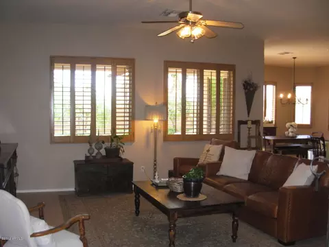 8635 E Hobart St, Mesa, AZ 85207 photo 9