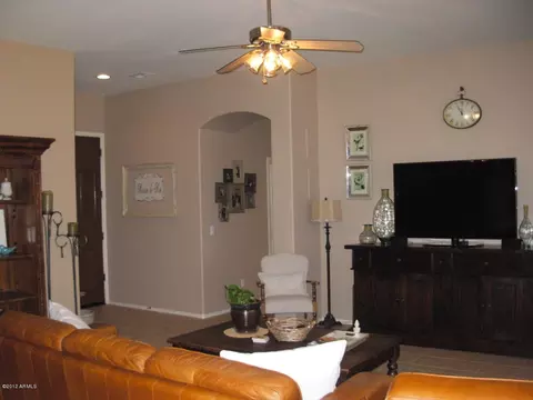 8635 E Hobart St, Mesa, AZ 85207 photo 10