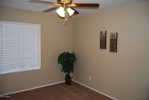 532 S Creston St, Mesa, AZ 85204 photo 4