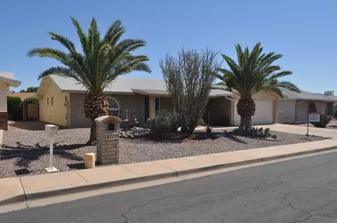4221 E Clovis Ave, Mesa, AZ 85206 photo 1