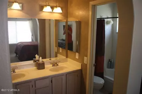 3826 E Orchid Ln, Phoenix, AZ 85044 photo 10