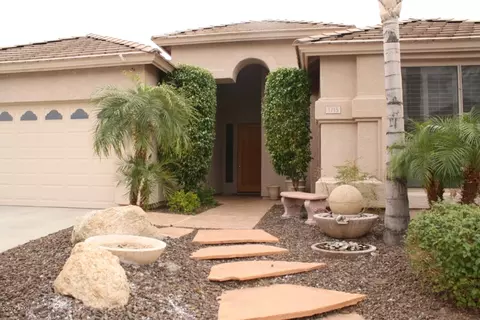 1715 E Monona Dr, Phoenix, AZ 85024 photo 2