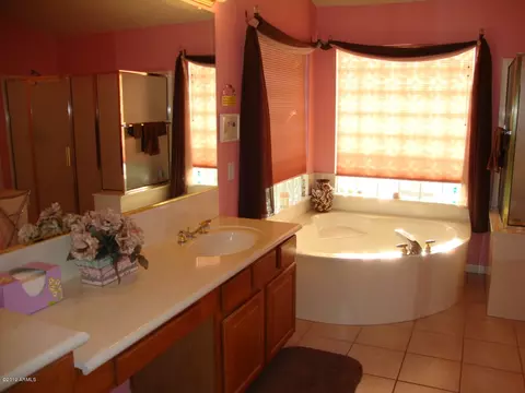 4119 E Robin Ln, Phoenix, AZ 85050 photo 24