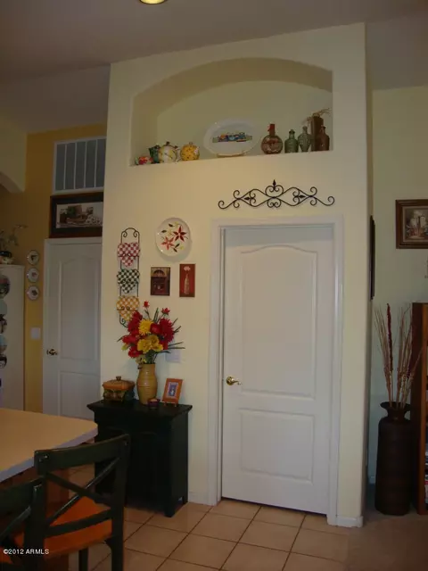 4119 E Robin Ln, Phoenix, AZ 85050 photo 14