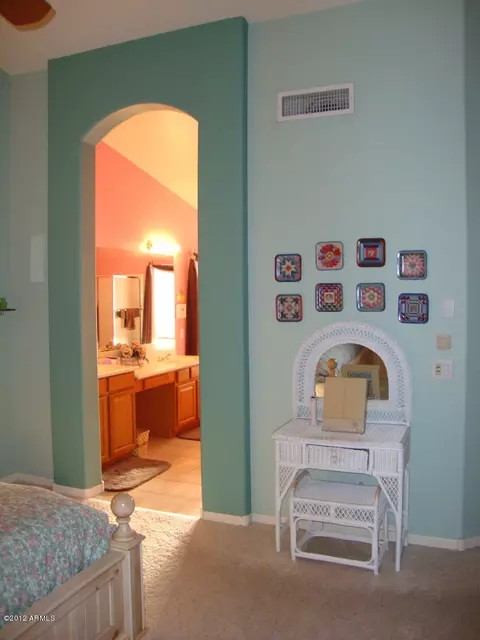 4119 E Robin Ln, Phoenix, AZ 85050 photo 23