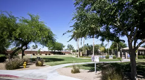 4409 E Windsong Dr, Phoenix, AZ 85048 photo 2