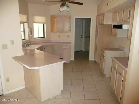 5762 Ellis St, Mesa, AZ 85205 photo 5