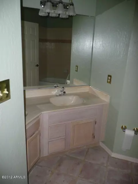 5762 Ellis St, Mesa, AZ 85205 photo 3