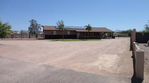 455 N 95th Pl, Mesa, AZ 85207 photo 2