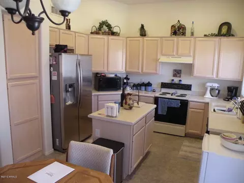 348 E Rawhide Ave, Gilbert, AZ 85296 photo 3