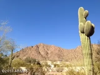 4615 North Alta Hacienda Drive #LOT 13, 14, Phoenix, AZ 85018