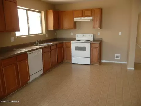 208 E Valley View Dr, Phoenix, AZ 85042 photo 3