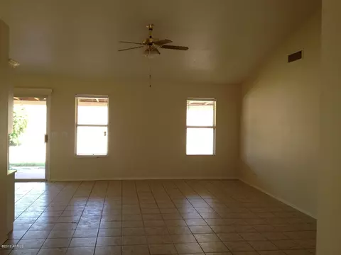 8118 E Des Moines St, Mesa, AZ 85207 photo 4
