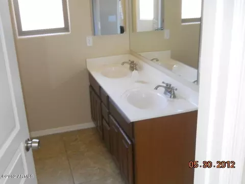 3468 E Crescent Way, Gilbert, AZ 85298 photo 9