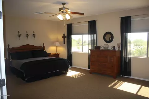 7166 S Forest Ave, Gilbert, AZ 85298 photo 17