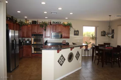 7166 S Forest Ave, Gilbert, AZ 85298 photo 9