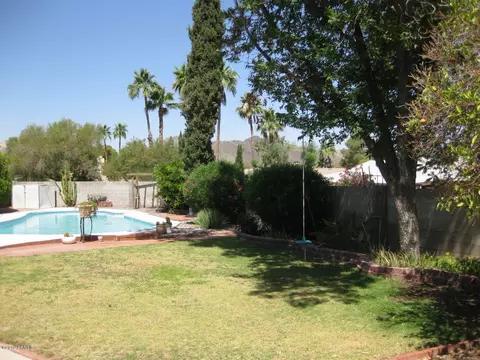 3008 E Calaveros Dr, Phoenix, AZ 85028 photo 27