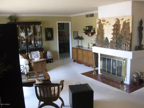 3008 E Calaveros Dr, Phoenix, AZ 85028 photo 5