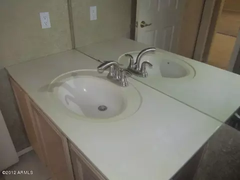 4716 E Desert Ln, Gilbert, AZ 85234 photo 17