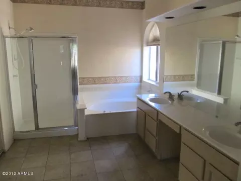 4716 E Desert Ln, Gilbert, AZ 85234 photo 15