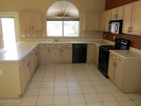 4716 E Desert Ln, Gilbert, AZ 85234 photo 8