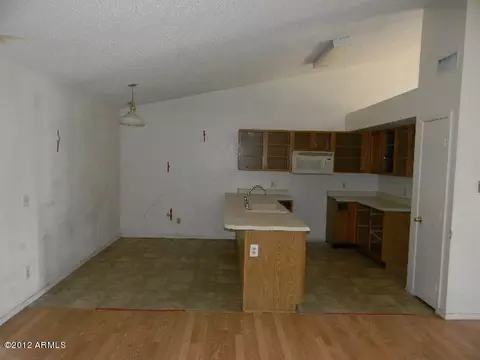 1226 Encinas Ave, Gilbert, AZ 85234 photo 4