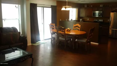 951 S Hawk Ln, Gilbert, AZ 85296 photo 3