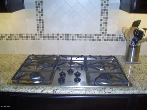 3711 E Huett Ln, Phoenix, AZ 85050 photo 4