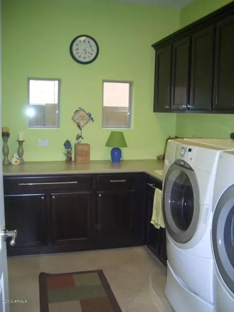 3711 E Huett Ln, Phoenix, AZ 85050 photo 7