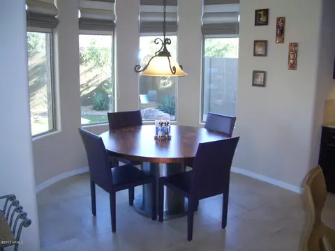 3711 E Huett Ln, Phoenix, AZ 85050 photo 3