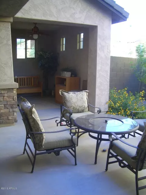 3711 E Huett Ln, Phoenix, AZ 85050 photo 9