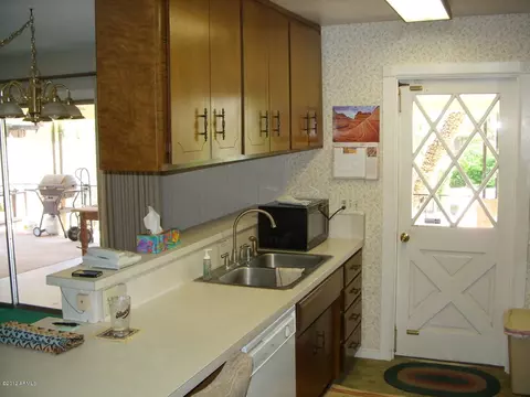 2100 E Cornell Dr, Tempe, AZ 85283 photo 8
