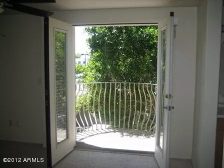 724 E Devonshire Ave #305, Phoenix, AZ 85014 photo 5