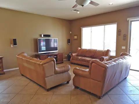 4475 E Carriage Way, Gilbert, AZ 85297 photo 5