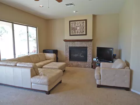4475 E Carriage Way, Gilbert, AZ 85297 photo 7