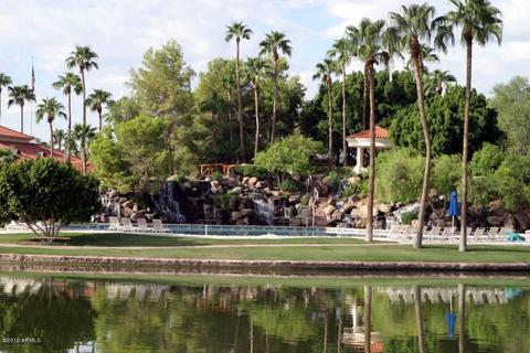 1633 E Lakeside Dr #104, Gilbert, AZ 85234 photo 2