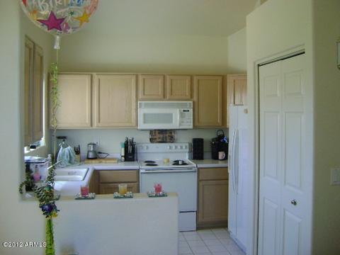 1633 E Lakeside Dr #104, Gilbert, AZ 85234 photo 5