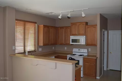 3622 E Parkview Dr, Gilbert, AZ 85295 photo 2