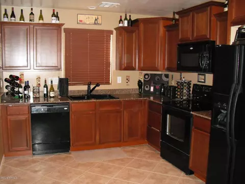 3336 E Franklin Ave, Gilbert, AZ 85295 photo 2