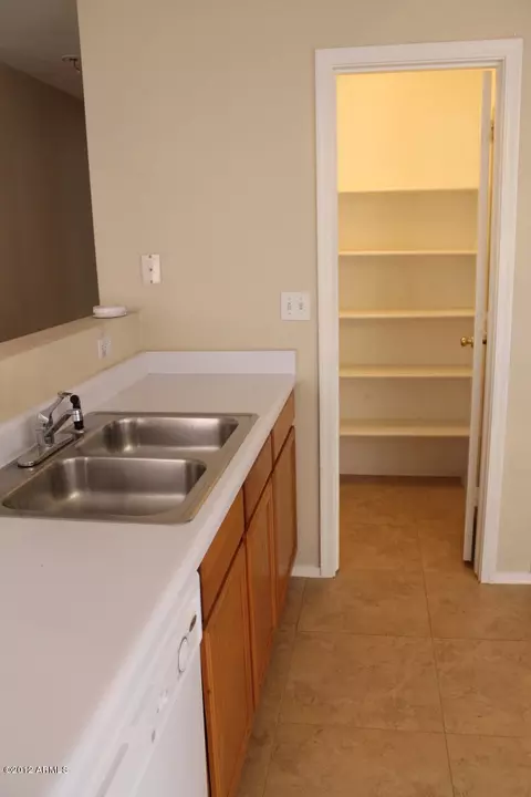 203 E Valley View Dr, Phoenix, AZ 85042 photo 14