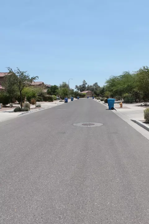 203 E Valley View Dr, Phoenix, AZ 85042 photo 5