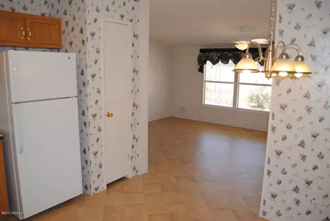 2608 E Waltann Ln, Phoenix, AZ 85032 photo 8
