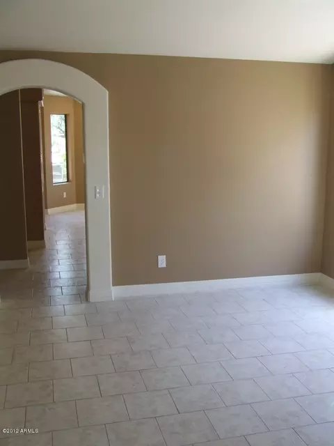 830 E Sack Dr, Phoenix, AZ 85024 photo 8