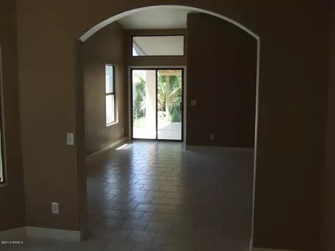 830 E Sack Dr, Phoenix, AZ 85024 photo 5