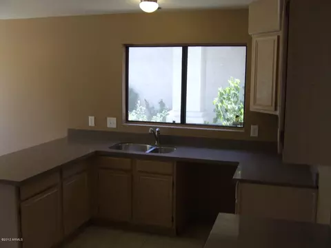 830 E Sack Dr, Phoenix, AZ 85024 photo 4