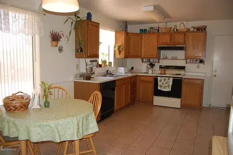 1240 E Hearne Way, Gilbert, AZ 85234 photo 4