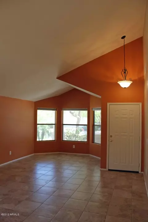 3824 E Potter Dr, Phoenix, AZ 85050 photo 3